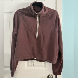 Vuori Women's Half-Zip Sweater in Mauve Size Medium